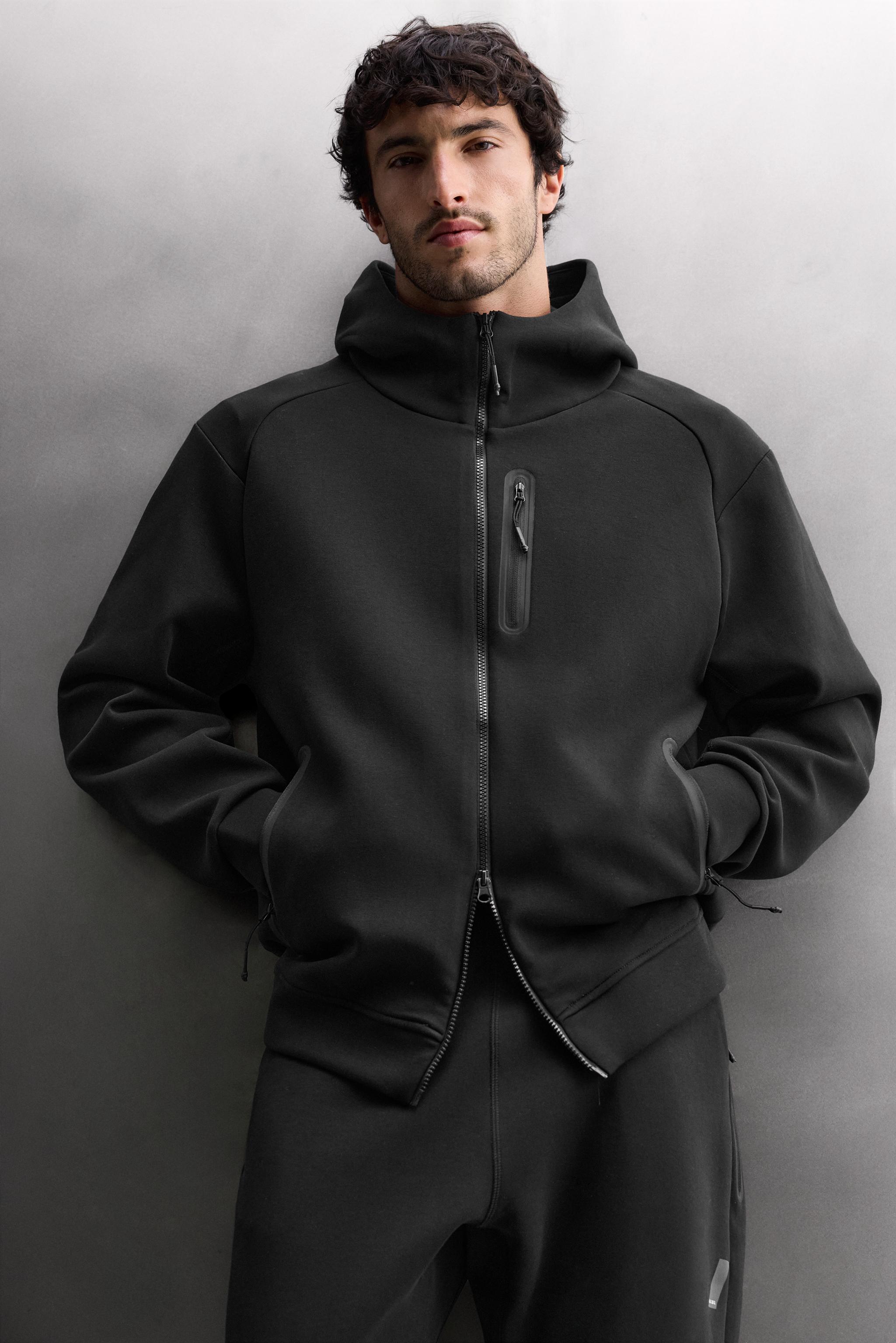 TECHNICAL ZIP HOODIE